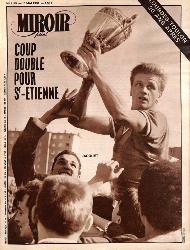 PHOTO ORIGINALE DE PRESSE DE JACQUET VAINQUEUR DE LA COUPE DE FRANCE 1968