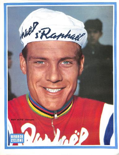 PHOTO DE RUDI ALTIG SUPPLÉMENT D'UN MIROIR DU CYCLISME ANNÉES 1960