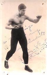 Carte photo dédicacée par Garcia (?).