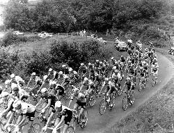 ENSEMBLE DE 6 PHOTOS ORIGINALES DE PRESSE DU TOUR DE FRANCE 1971