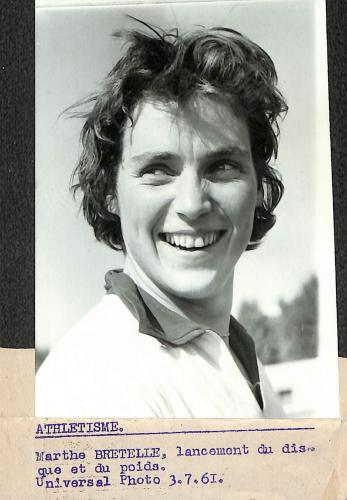 PHOTO ORIGINALE DE PRESSE D'ATHLÉTISME DE MARTHE BRETELLE DU 3 JUILLET 1961