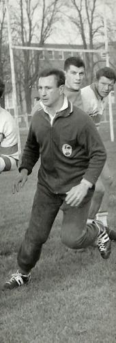 PHOTO ORIGINALE DE PRESSE DE ROBERT ERRAMOUSPÉ AVEC L'ÉQUIPE DE FRANCE DU 3 DÉCEMBRE 1963