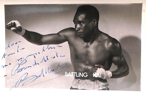 Carte photo dédicacée par Baitling Hai.