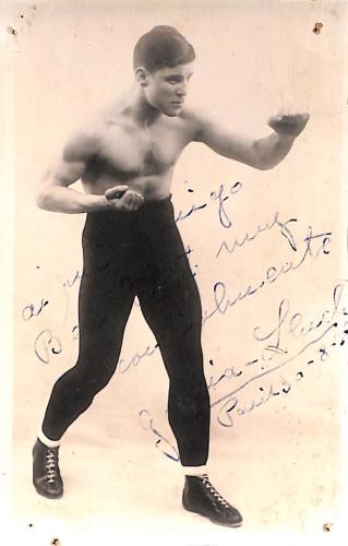 Carte photo dédicacée par Garcia (?).