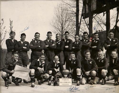 PHOTO ORIGINALE DE PRESSE AUTOGRAPHIÉES DE L'ÉQUIPE DE LA NEW ZELAND ARMY