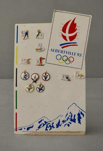 PRÉSENTOIR 12 PIN'S ALBERTVILLE 1992