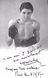 Carte postale dédicacée par Leo (?).