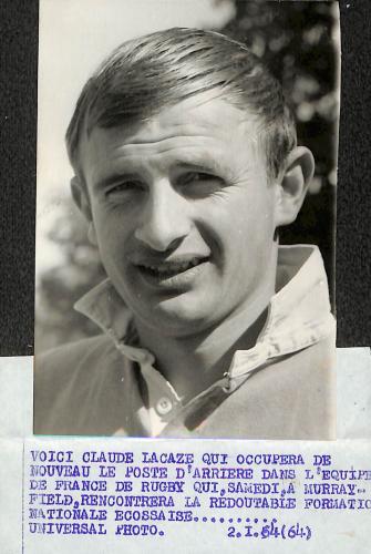 PHOTO ORIGINALE DE PRESSE DE CLAUDE LAZARE AVEC L'ÉQUIPE DE FRANCE DU 2 JANVIER 1964