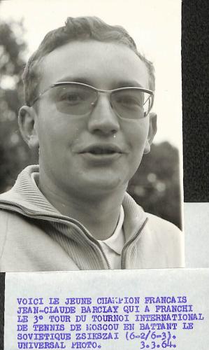 PHOTO ORIGINALE DE PRESSE DE JEAN-CLAUDE BARCLAY BATTANT LE SOVIÉTIQUE ZSIKSZAI DU 3 MARS 1964