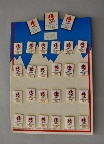 PRÉSENTOIR 24 PIN'S ALBERTVILLE 1992
