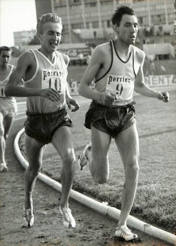 PHOTO ORIGINALE DE PRESSE D'ATHLÉTISME BOGEY ET BERNARD DU 4 AOÛT 1962