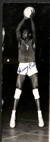 PHOTO ORIGINALE DE PRESSE AUTOGRAPHIÉE D'HENRY FIELDS EN ACTION AVEC LE P.U.C. DU 7 JUIN 1963