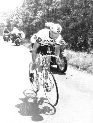 PHOTO ORIGINALE DE PRESSE DE RAYMOND DELISLE AU TOUR DE FRANCE 1971