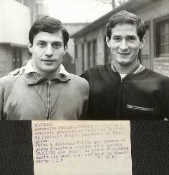 PHOTO ORIGINALE DE PRESSE DE ARTELESA ET CASOLARI EN ÉQUIPE DE FRANCE DU 23 DÉCEMBRE 1963