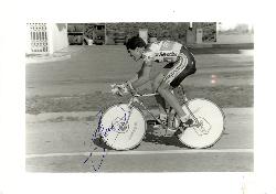 PHOTO ORIGINALE DE PRESSE AUTOGRAPHIÉE DE MIGUEL INDURAIN