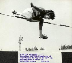 PHOTO ORIGINALE DE PRESSE D'ATHLÉTISME DE GENEVIÈVE LAUREAU DU 31 JUILLET 1963