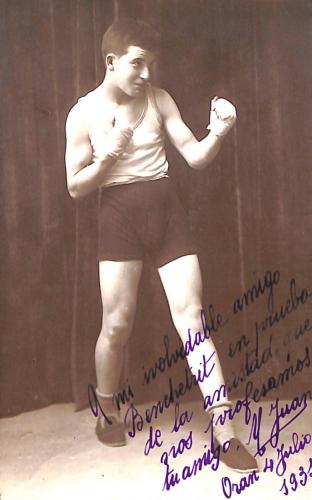 Carte postale dédicacée par J.Juan (?).