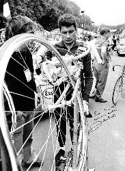 PHOTO ORIGINALE DE PRESSE DE RAYMOND POULIDOR