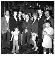 ENSEMBLE DE 13 PHOTOS ORIGINALES DE PRESSE DE JEAN ROBIC