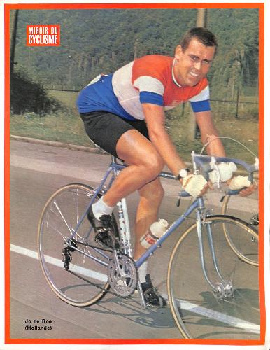 PHOTO DE JO DE ROO SUPPLÉMENT DU MIROIR DU CYCLISME 1965