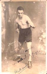 Carte photo dédicacée par Joseph Morand.