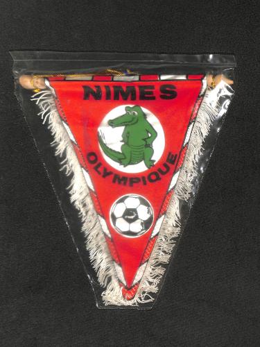 FANION DU NÎMES OLYMPIQUE