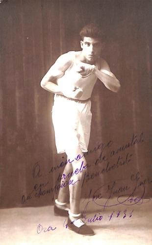 Carte postale dédicacée par José Juan (?).