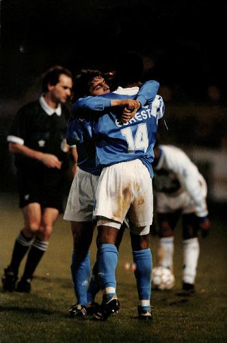 PHOTO ORIGINALE DE PRESSE D'ANGLOMA ET D'EYDELIE LE 30 JANVIER 1993