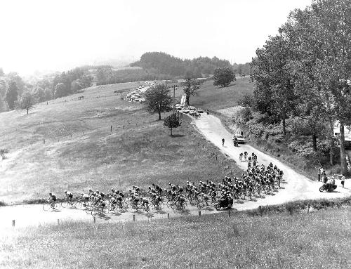 ENSEMBLE DE 6 PHOTOS ORIGINALES DE PRESSE DU TOUR DE FRANCE 1971