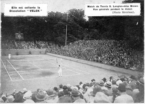 PHOTO ORIGINALE DE PRESSE DE LENGLEN CONTRE BROWNE EN MATCH