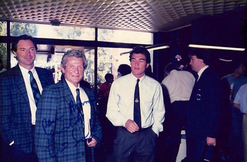 CARTE PHOTO DÉDICACÉE AVEC JEAN-MARC FERRERI EN SOIRÉE