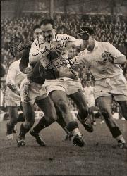 PHOTO ORIGINALE DE PRESSE AUTOGRAPHIÉE PAR MICHEL CRAUSTE AVEC L'ÉQUIPE DE FRANCE DU 2 DÉCEMBRE 1963