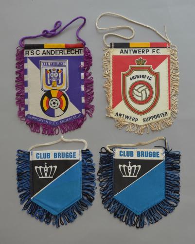 FANIONS DE DIVERS CLUBS BELGE